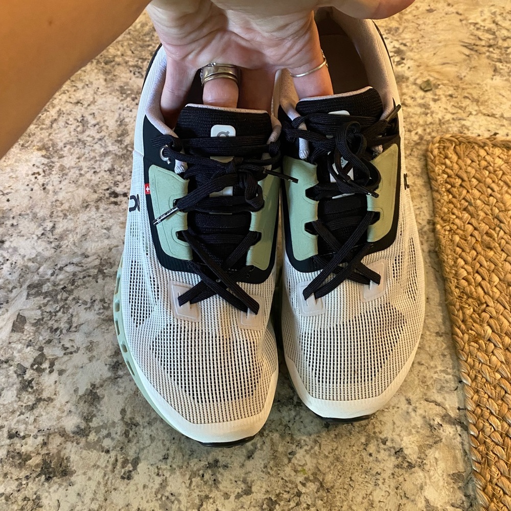 On Cloud CloudStratus